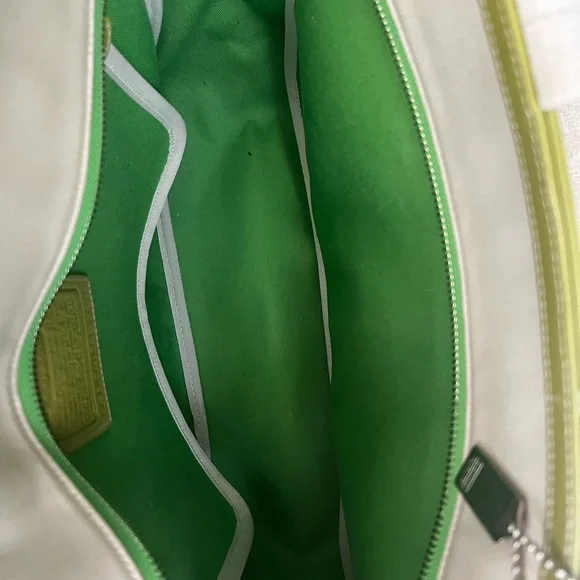 Coach Cream and Green Tote Bag - Picture 4 of 15